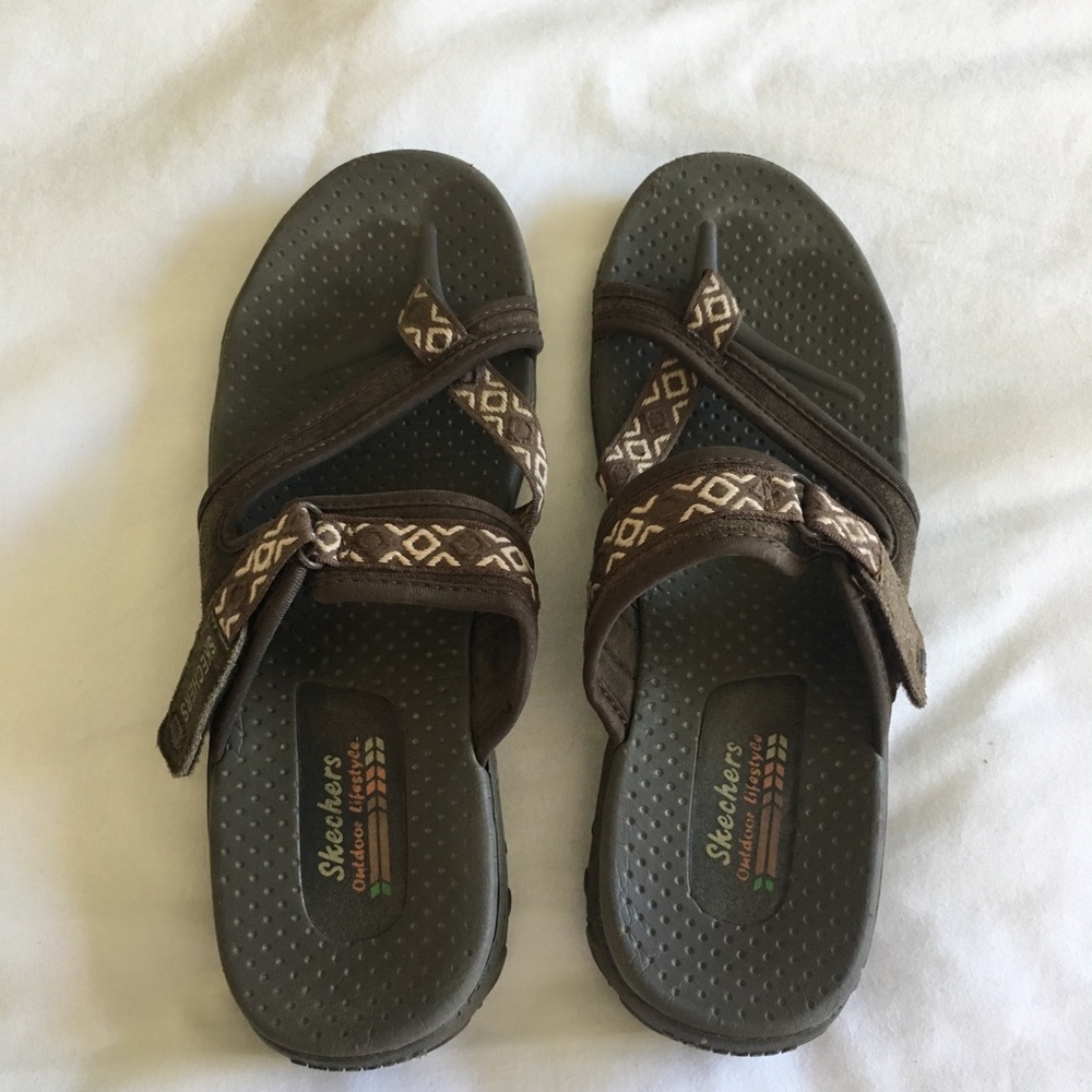 Sketchers, brown activewear sandals